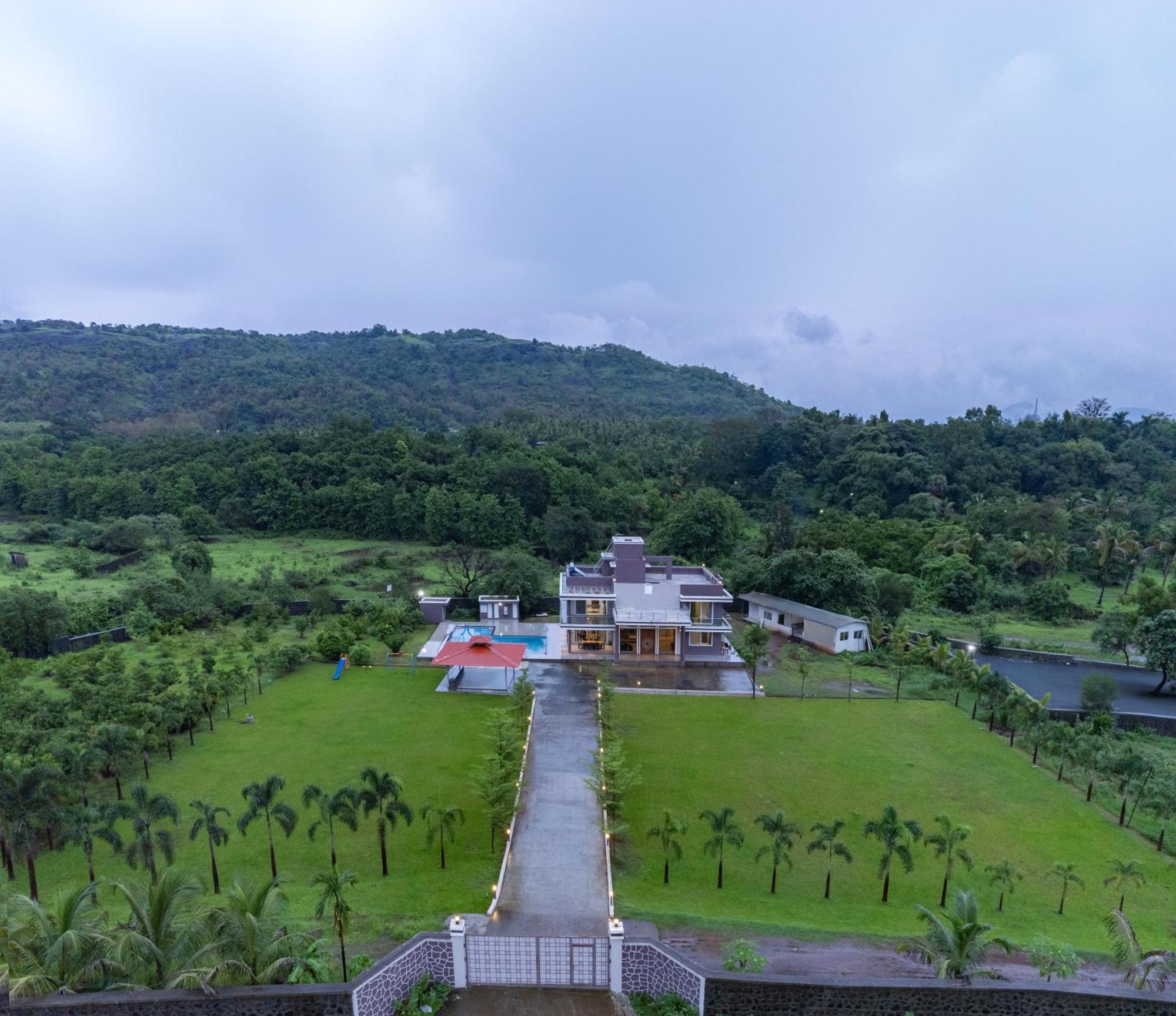 Stayscape Shreeji Farms 4Bhk Karjat Εξωτερικό φωτογραφία
