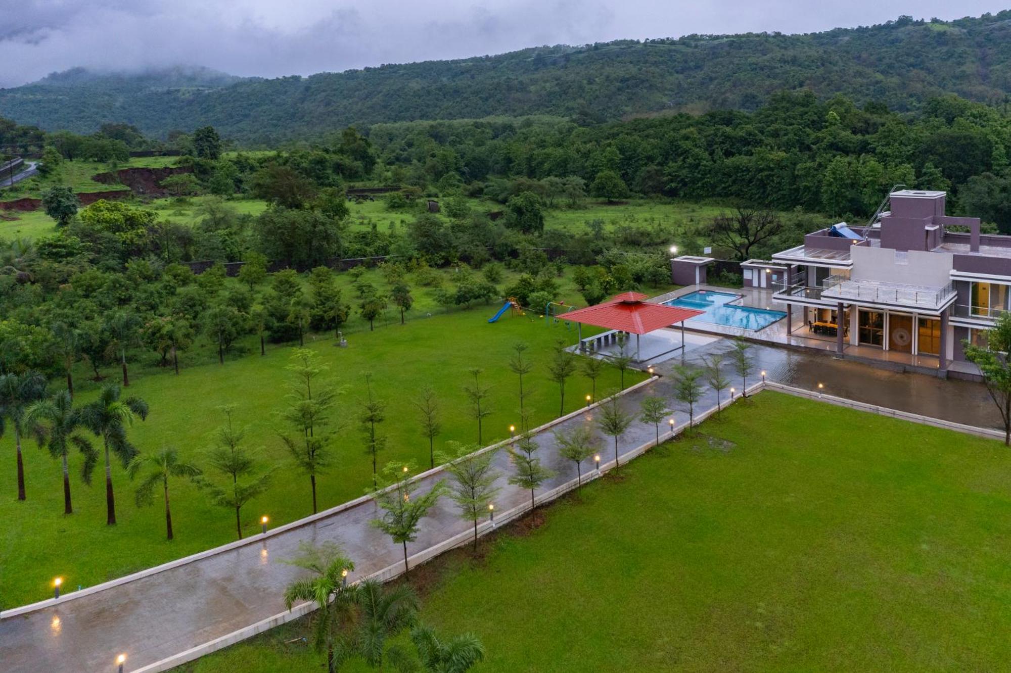 Stayscape Shreeji Farms 4Bhk Karjat Εξωτερικό φωτογραφία